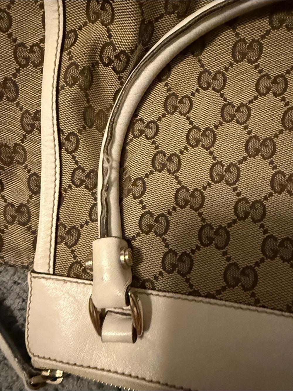 Gucci Beige GG Canvas Shoulder Bag with Light Pink Trim - Picture 9 of 9